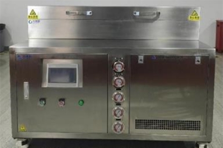 低温冷冻机用什么冷媒好？氨是常见选择！